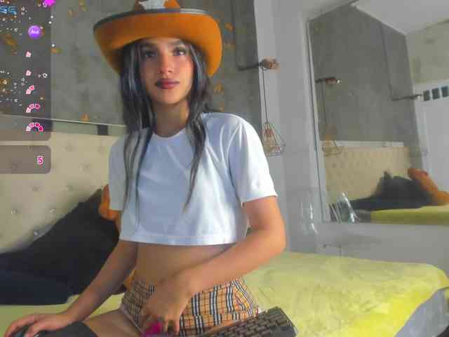 viiolettlopez webcam