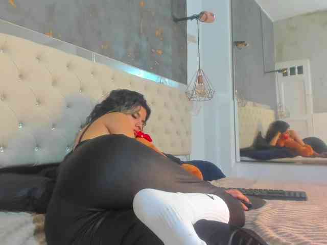 viiolettlopez webcam