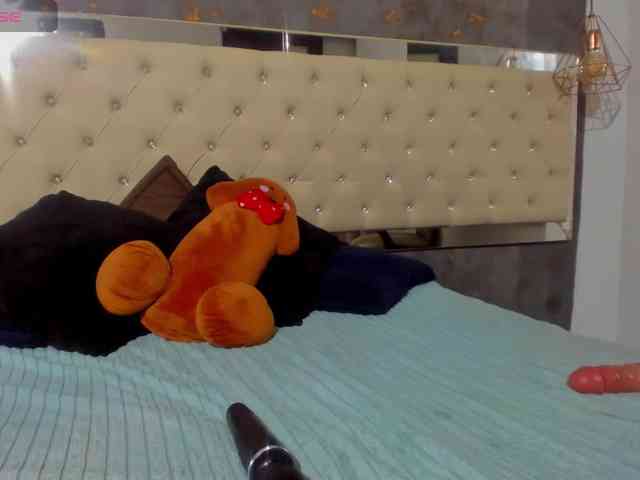 viiolettlopez webcam