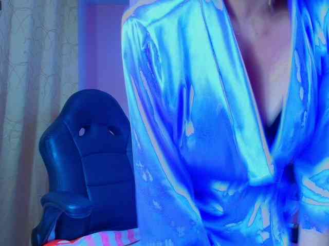 SexyLaddy-- webcam