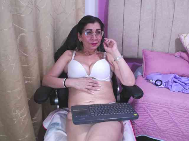 SexyLaddy-- webcam