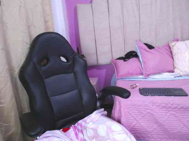 SexyLaddy-- webcam