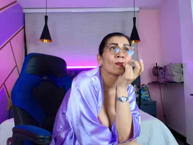 SexyLaddy-- webcam