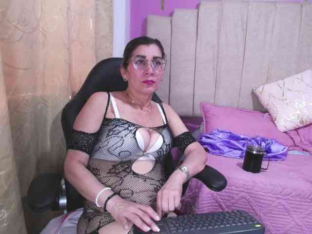 SexyLaddy-- webcam