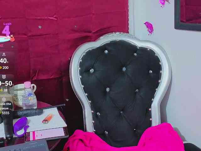 Elegantrouse webcam