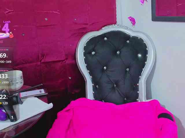 Elegantrouse webcam