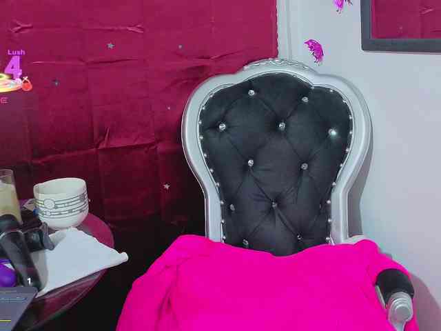 Elegantrouse webcam