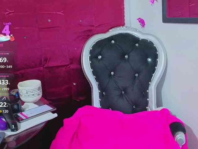Elegantrouse webcam