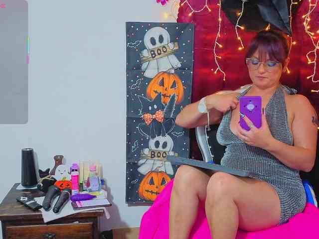 Elegantrouse webcam