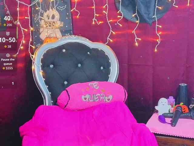 Elegantrouse webcam