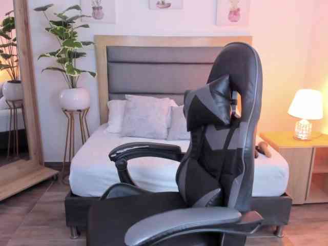 norah-777 webcam
