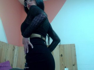 Kylie-Fox Porn Show