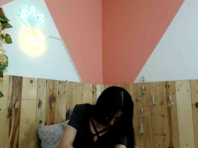 Kylie-Fox webcam