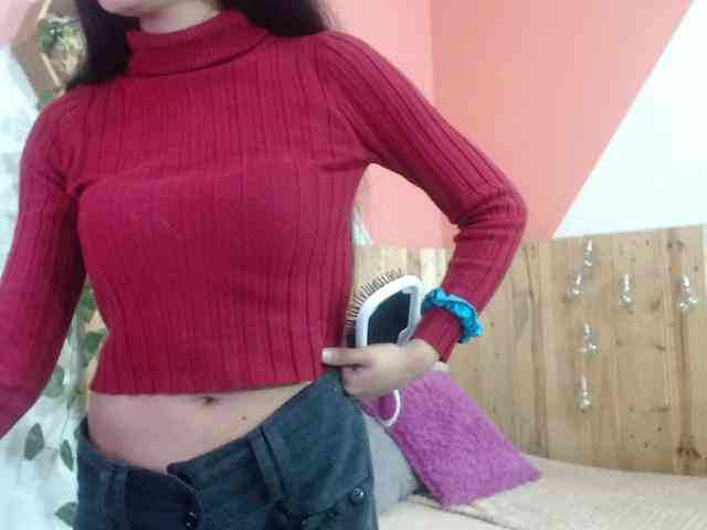 Kylie-Fox webcam
