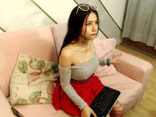 Kylie-Fox webcam