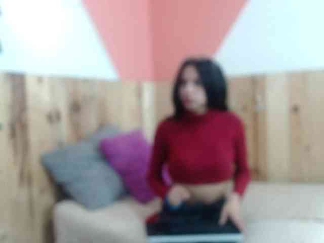 Kylie-Fox webcam
