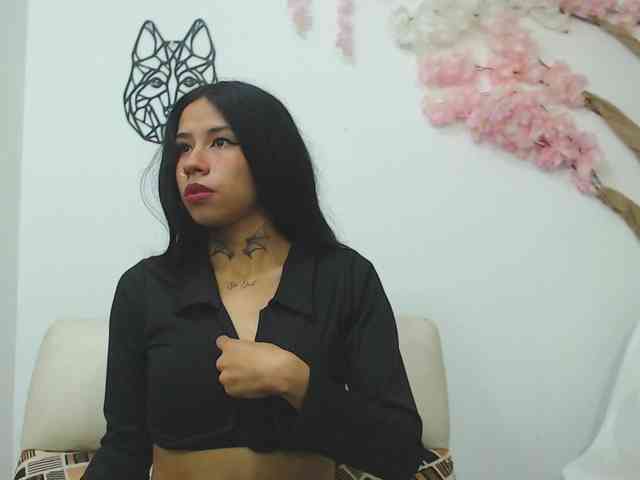 Модель: Kylie-fox