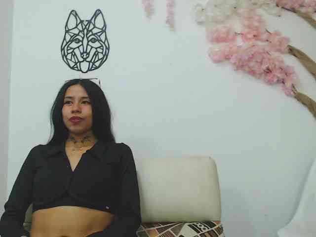 Модель: Kylie-fox