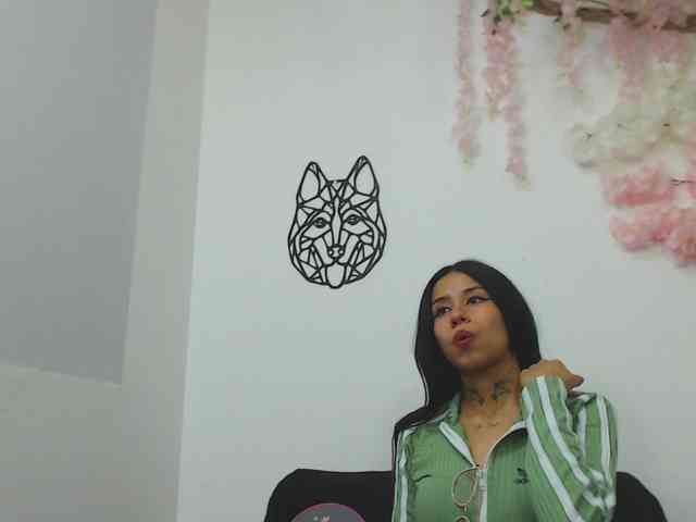 Модель: Kylie-fox