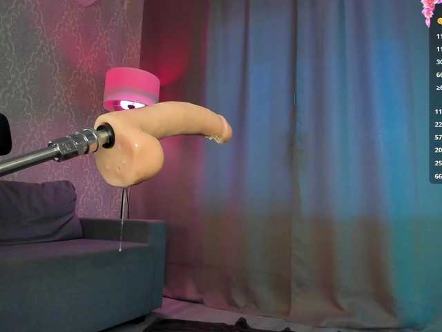 Juicy-Vikki's BongaCams show and profile