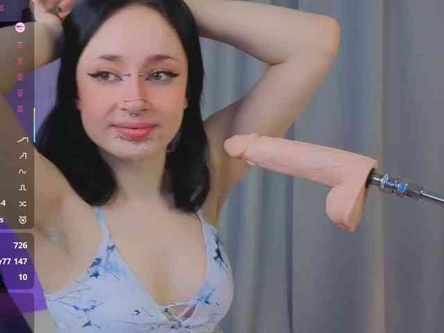 Juicy-Vikki webcam