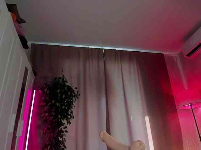 anonymous chatroom Juicy-Vikki
