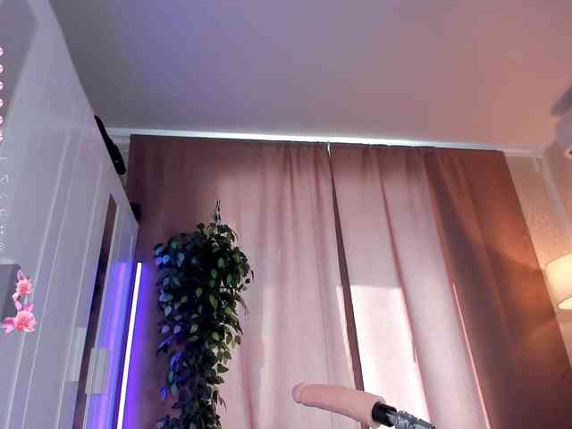 Juicy-Vikki webcam
