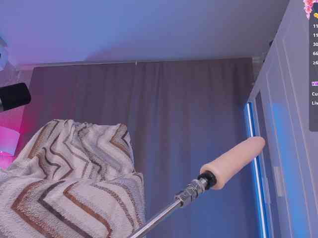 Juicy-Vikki Live Webcam on BongaCams