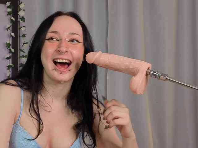 Juicy-Vikki webcam