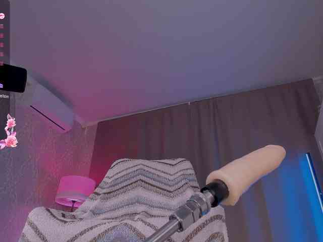 Juicy-Vikki webcam