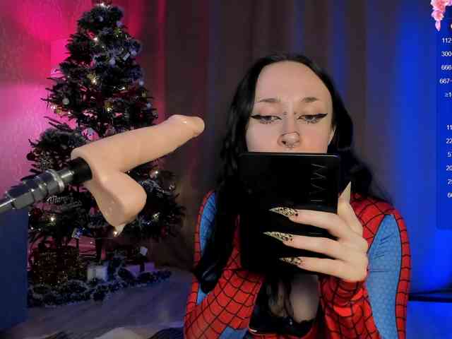 Juicy-Vikki Juicy-Vikki