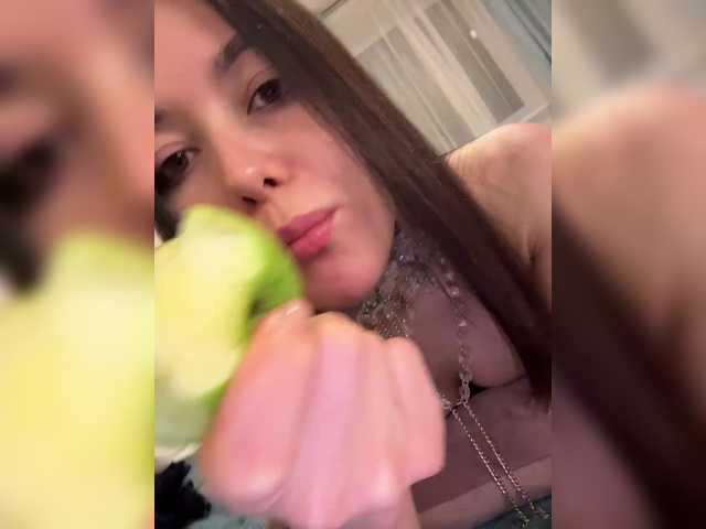 Love69me's BongaCams show and profile