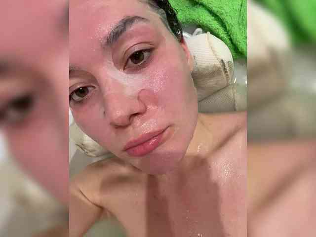 Love69me Live Webcam on BongaCams