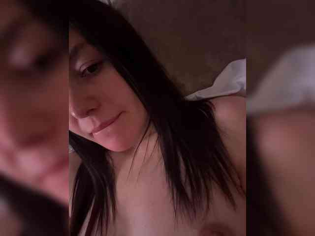 Love69me Live Webcam on BongaCams