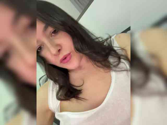 Love69me Live Webcam on BongaCams