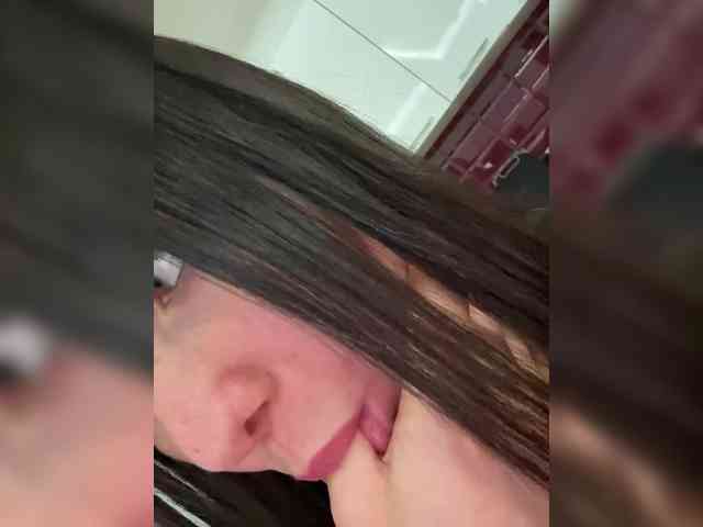 Love69me Live Webcam on BongaCams