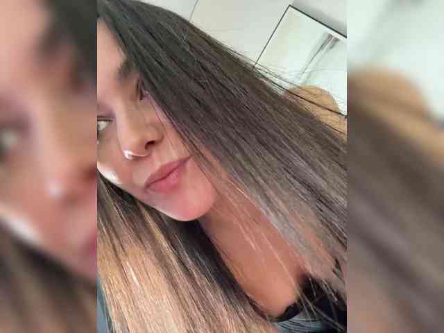 Love69me Live Webcam on BongaCams