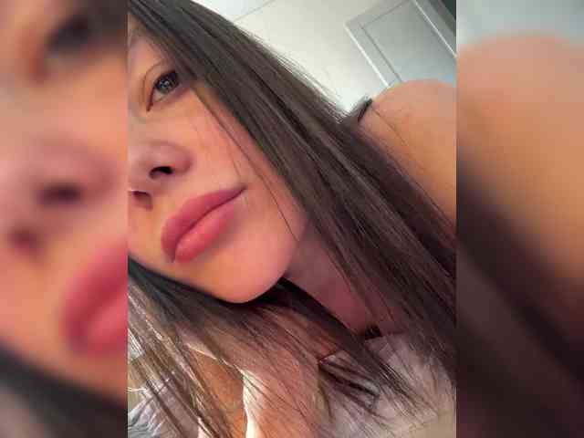 Love69me Live Webcam on BongaCams