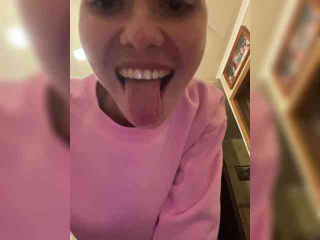 Love69me webcam