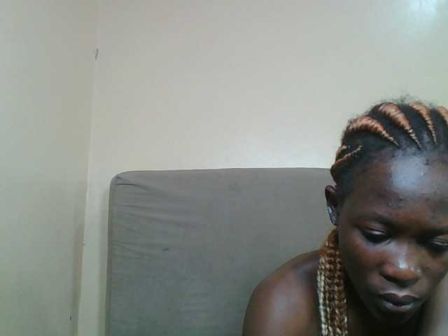 Petite-finness live cam