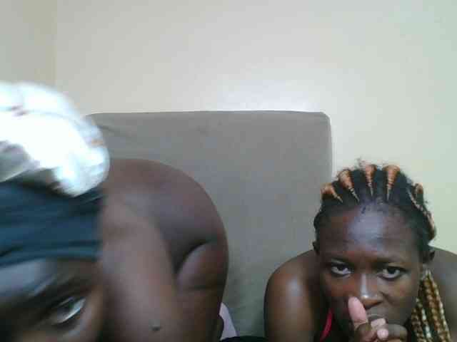 Petite-finness webcam