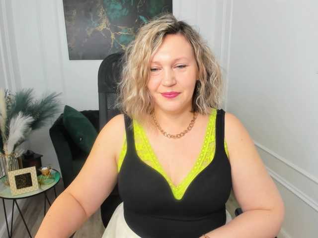 NinaStarle's BongaCams show and profile