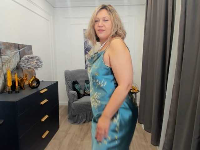 NinaStarle's BongaCams show and profile