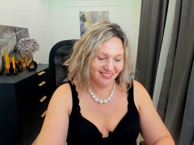 NinaStarle's BongaCams show and profile
