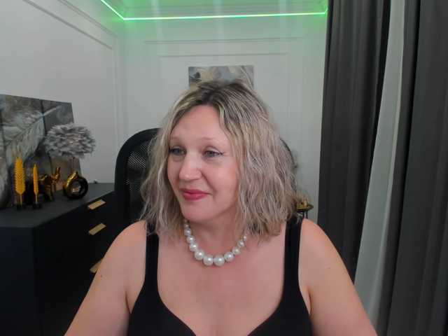 NinaStarle's BongaCams show and profile