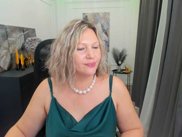 NinaStarle's BongaCams show and profile