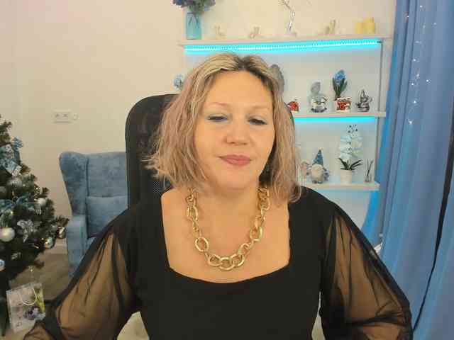 NinaStarle NinaStarle