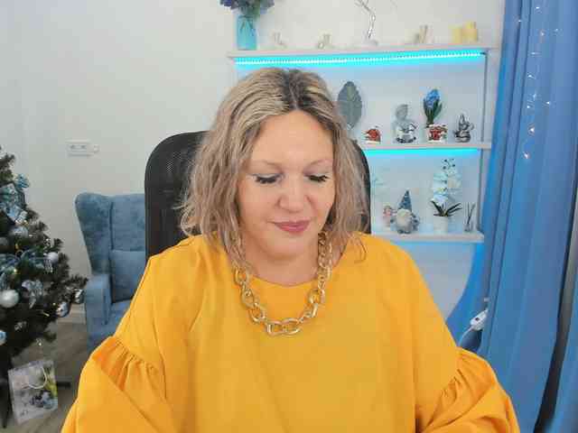 NinaStarle NinaStarle