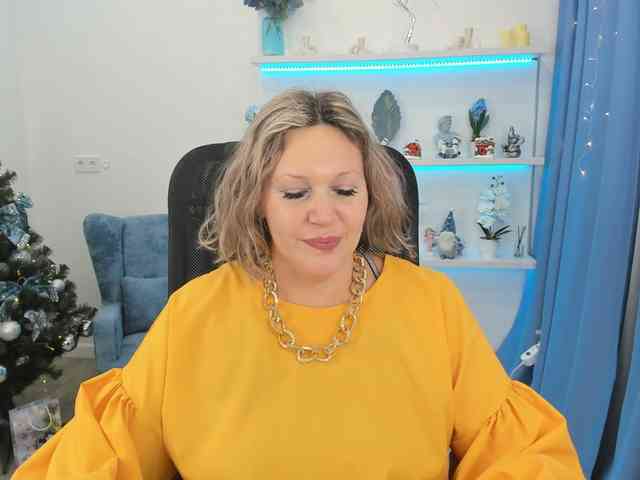 NinaStarle NinaStarle