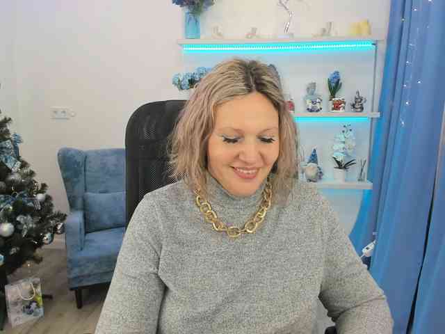 NinaStarle NinaStarle